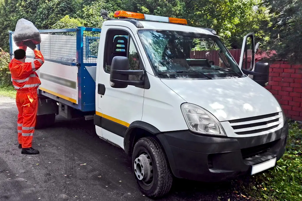Guide to starting a rubbish removal business