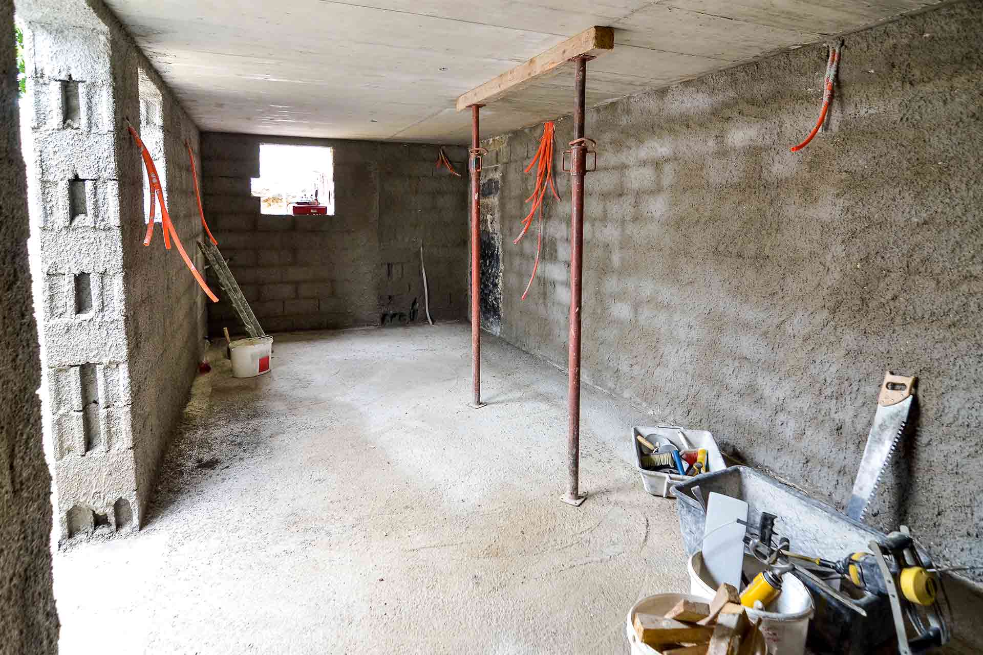 Basement waterproofing costs