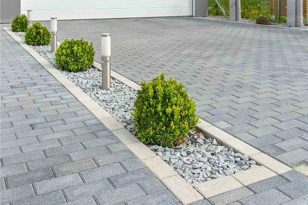How much does a driveway cost in 2025?