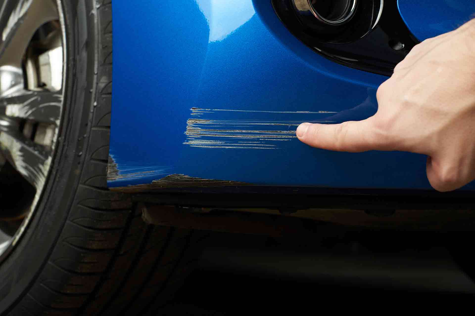 How much does it cost to repair a car scratch?