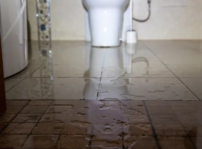 How to deal with a leak from a toilet waste pipe
