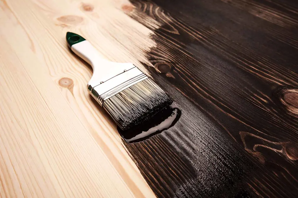 Can you paint laminate flooring?