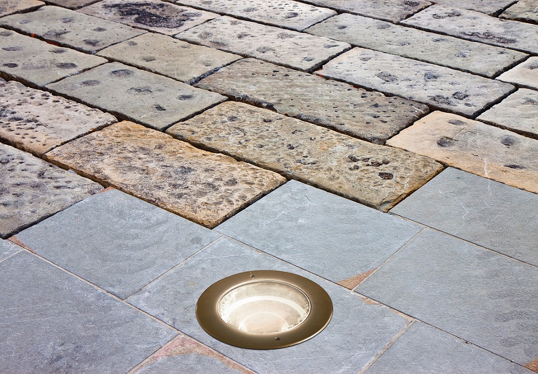 uplight outdoor driveway flooring