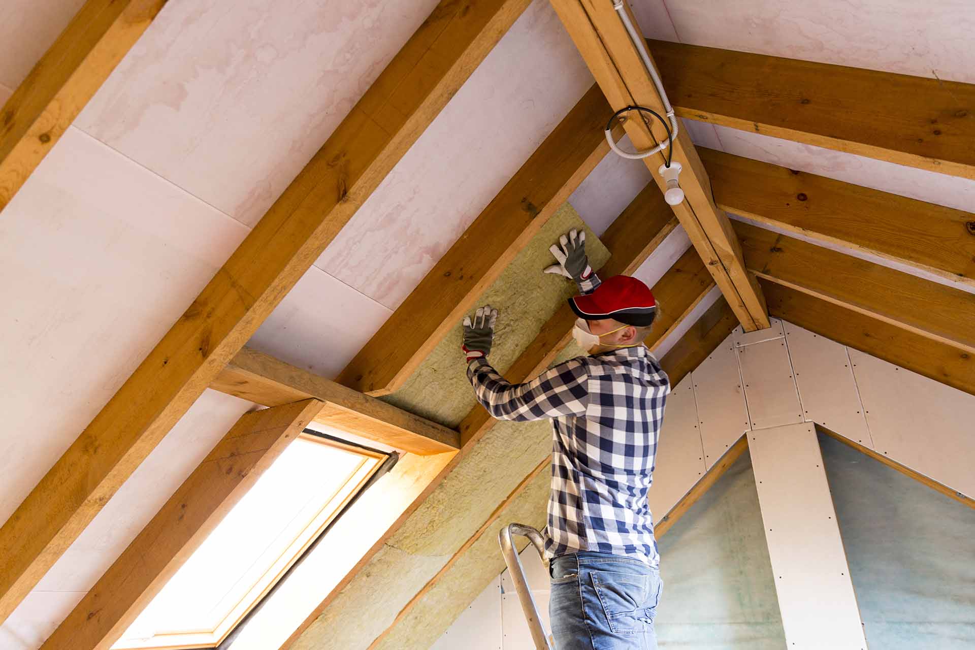 How to insulate a vaulted ceiling in 5 steps