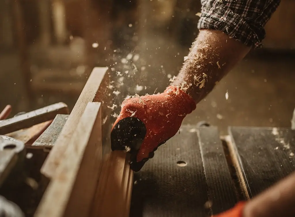 Joiner vs Carpenter: what’s the difference, and who should I hire?