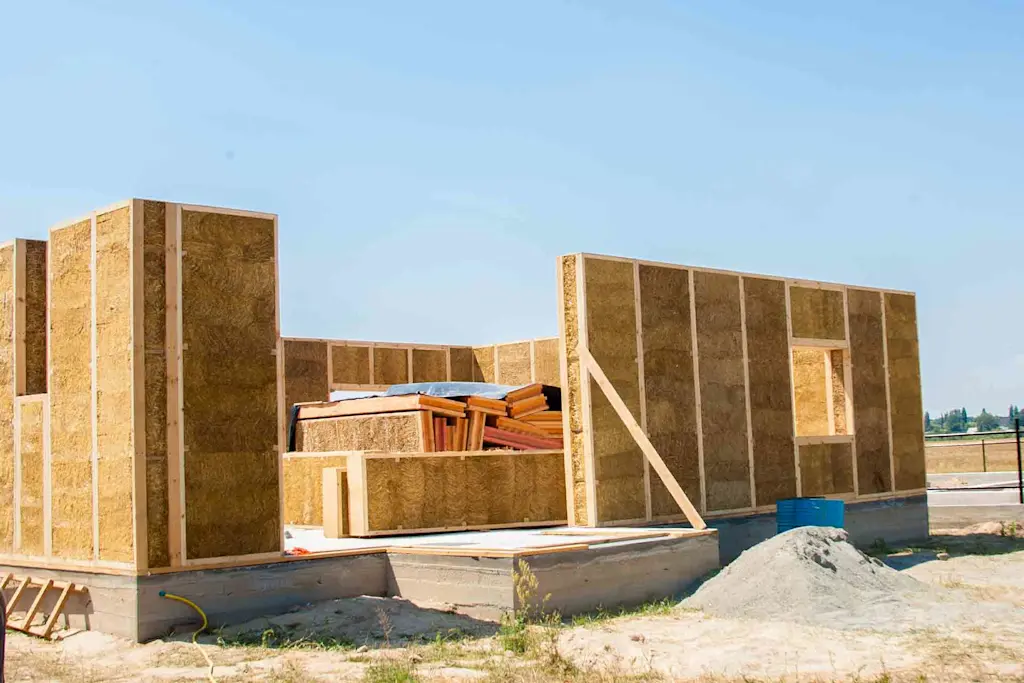 Straw bale house costs
