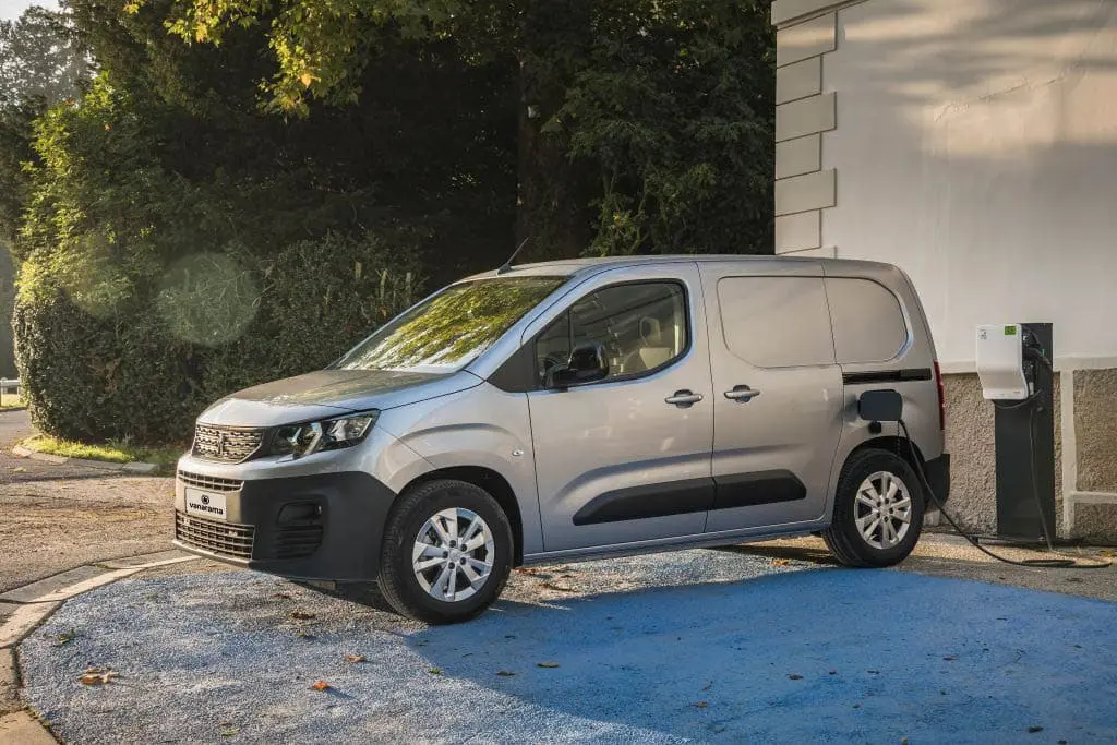 Why lease an electric van?