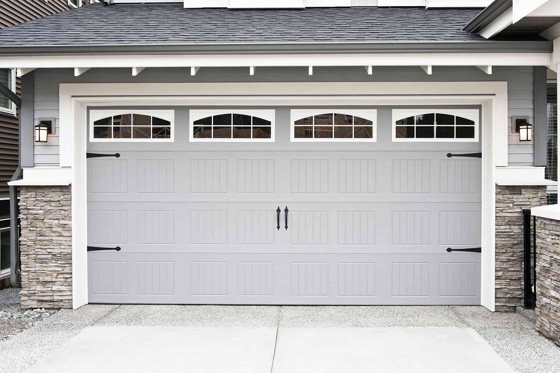How to paint a garage door