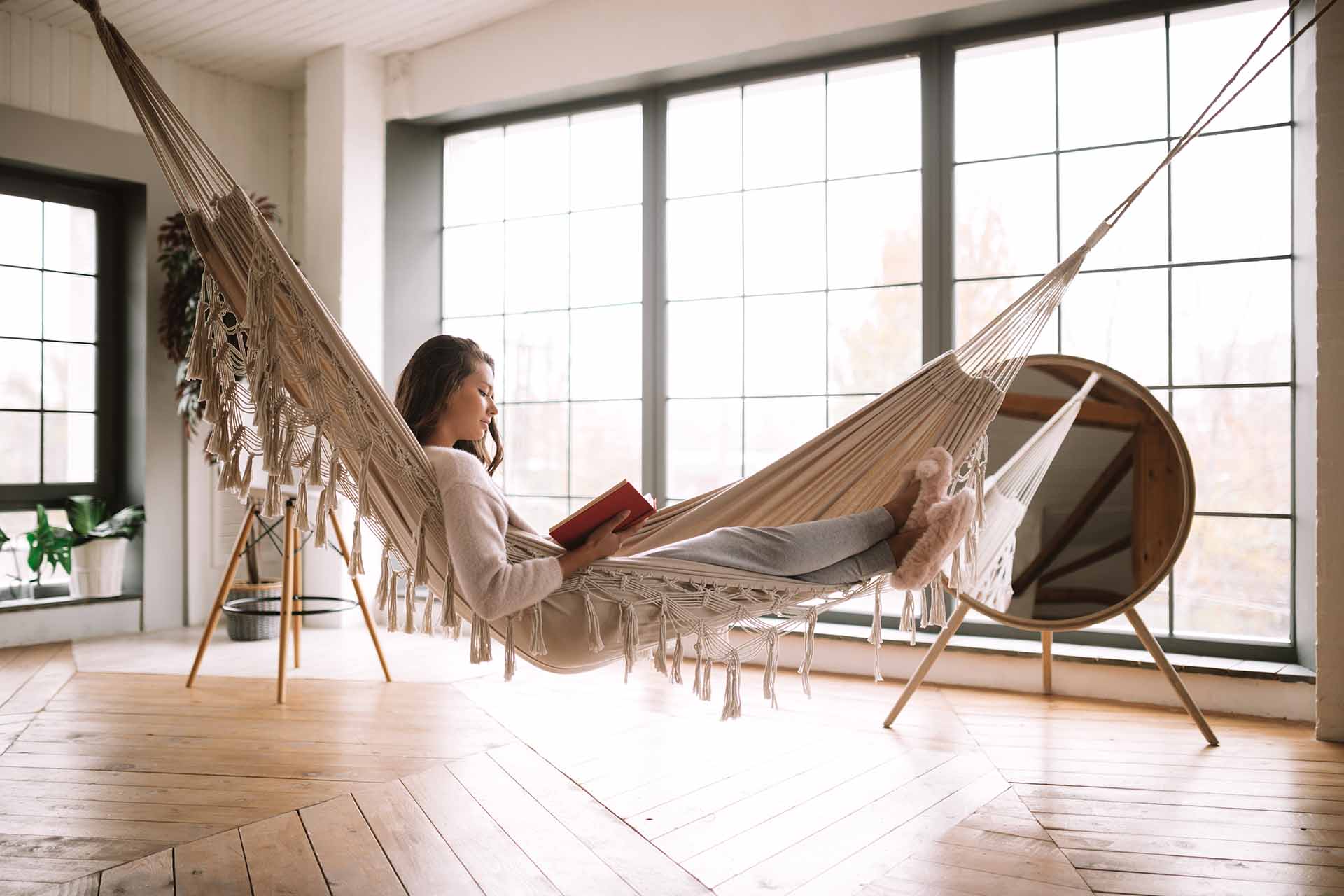 how to install a hanging chair