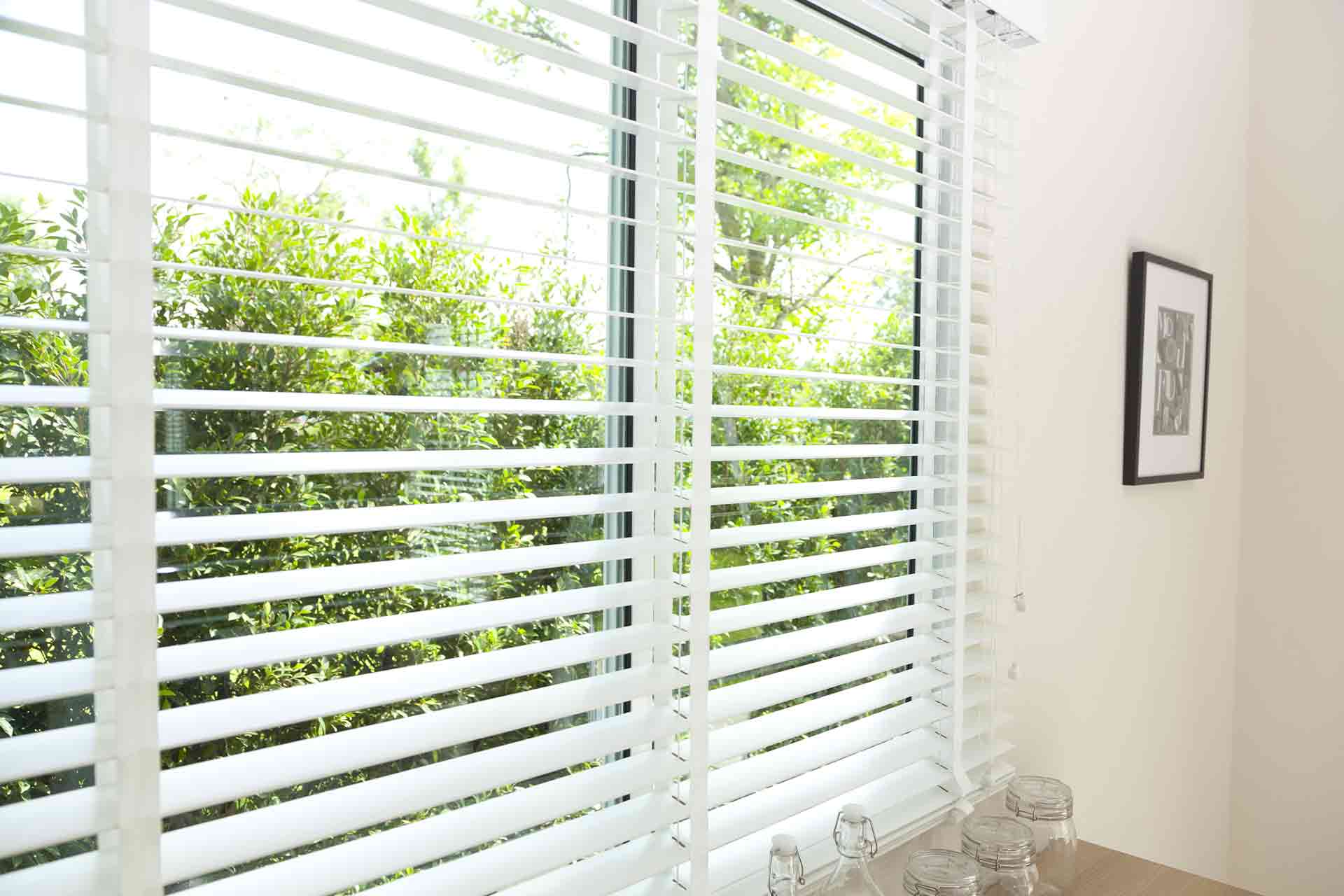 Window blind repair cost guide