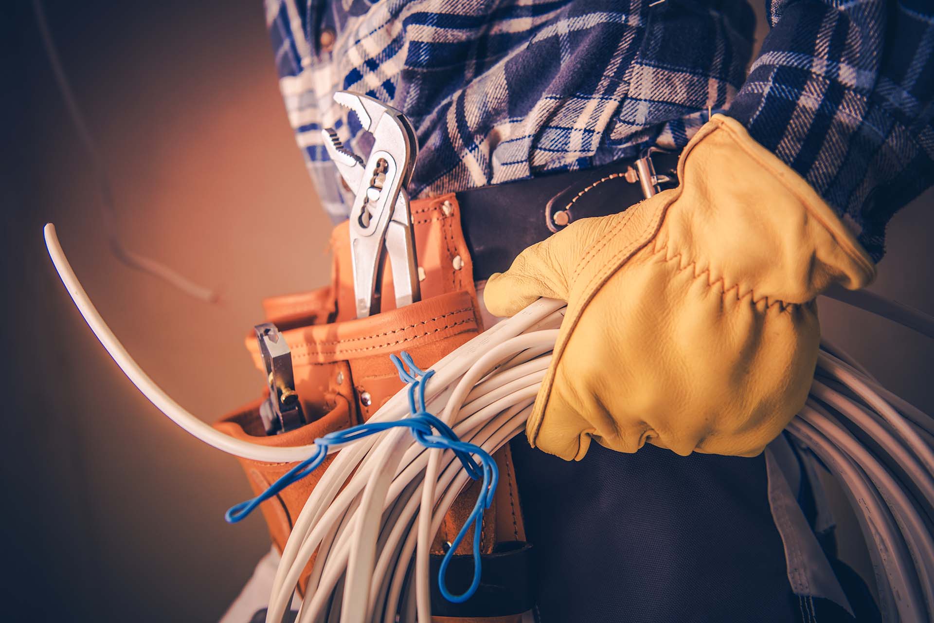 Becoming a domestic vs commercial electrician