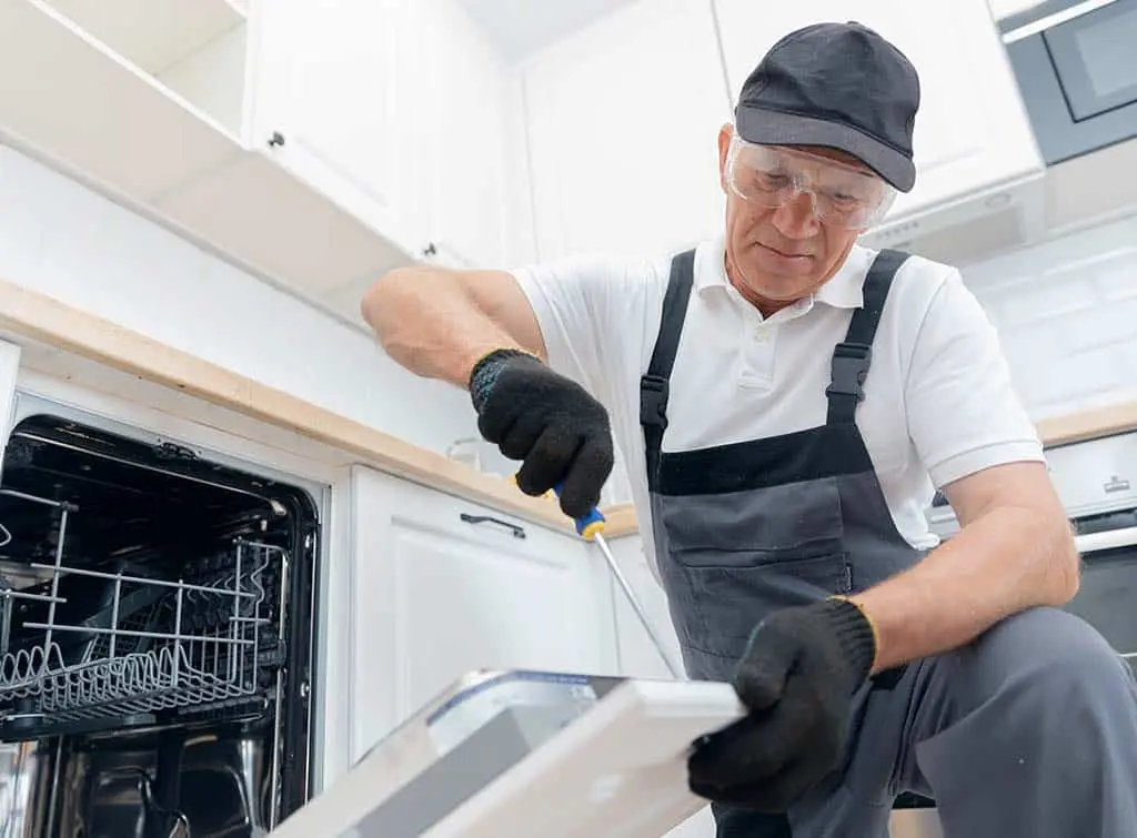 Do I need to install an integrated or freestanding dishwasher?