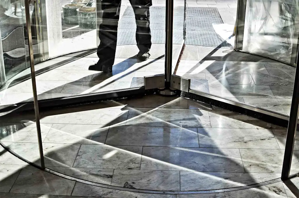 Revolving door cost guide