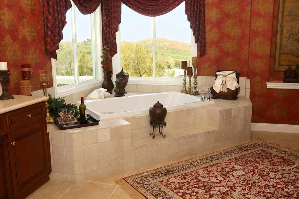 Traditional bathroom ideas