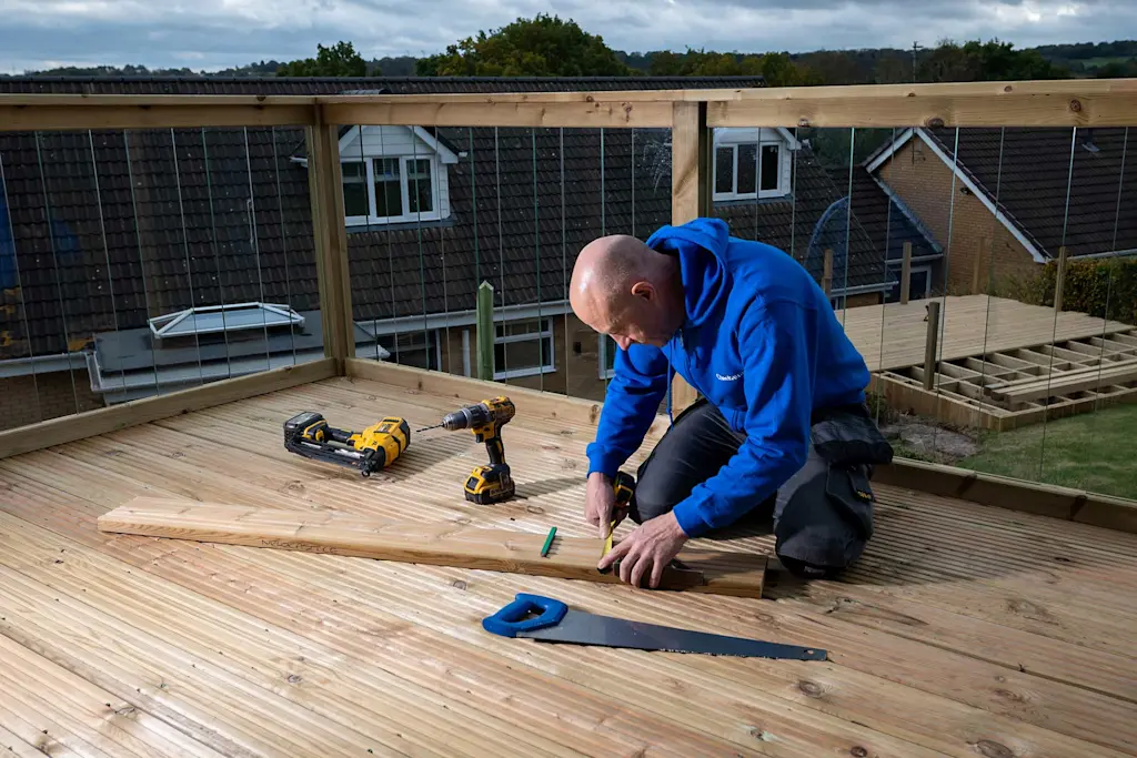 How much does a carpenter make?