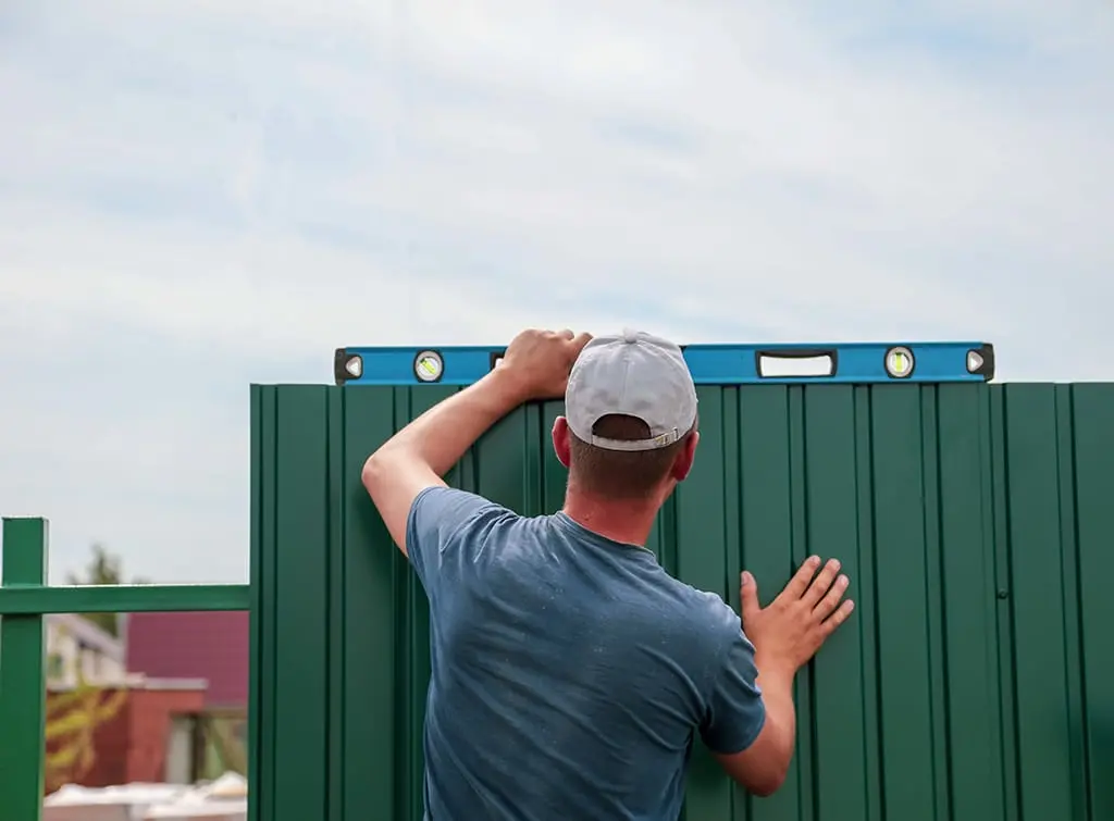 How to grow a fencing business