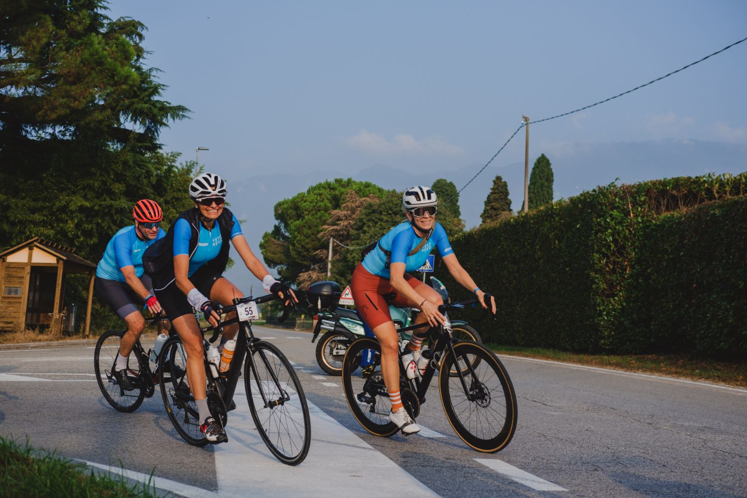 Veneto-Go-Bike-Tour-Cycling-Girls