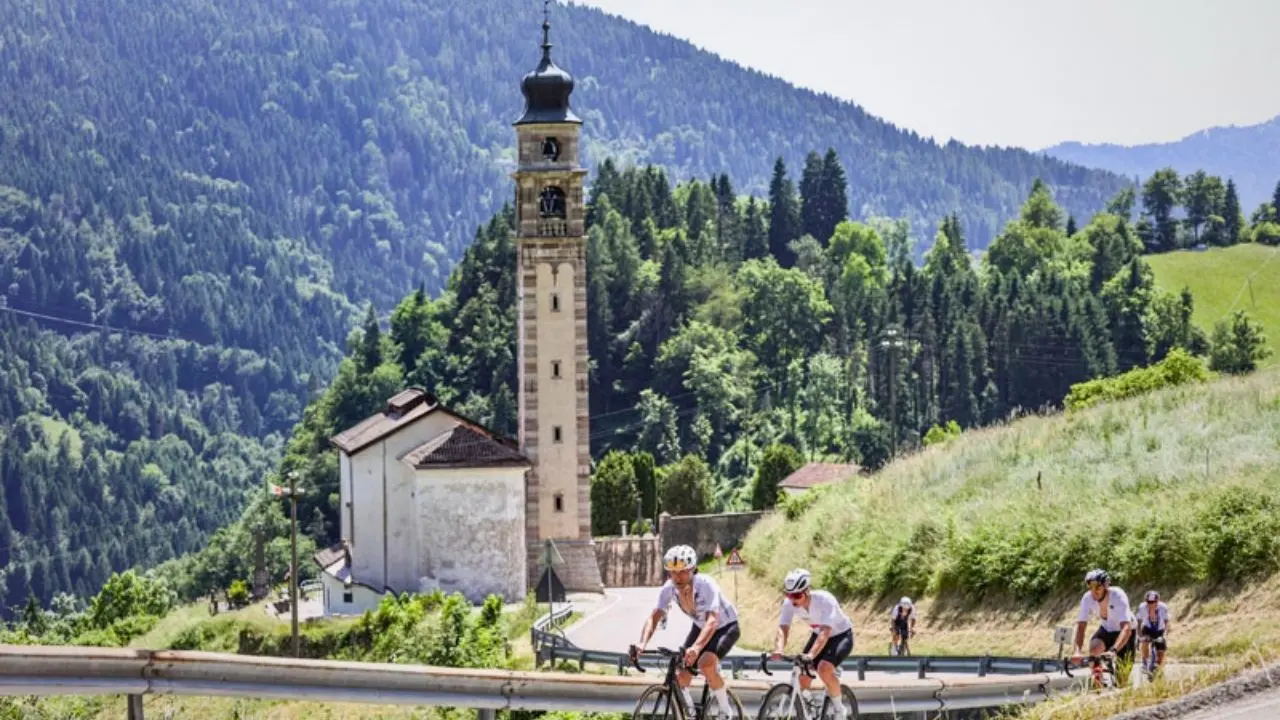 sportful-dolomiti-race-bike-tour