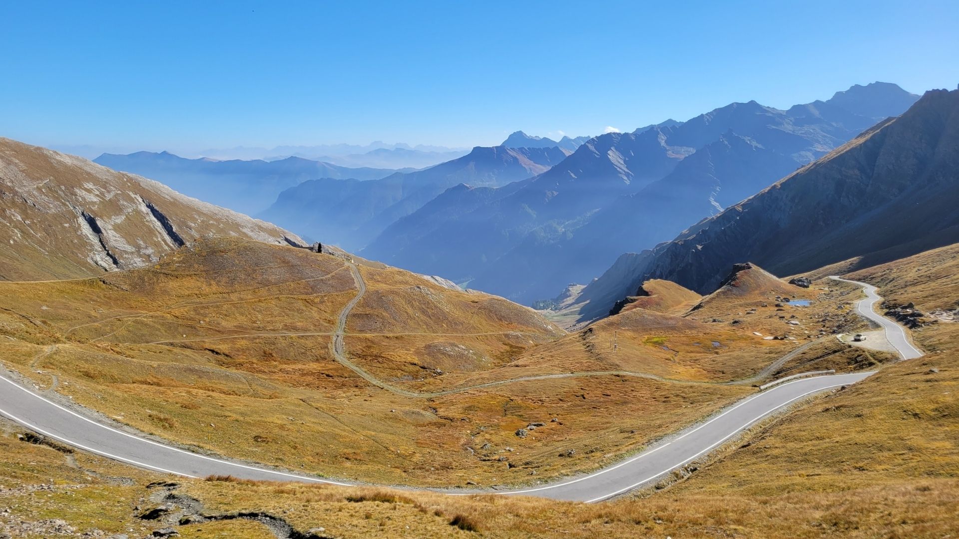 road-cycling-colle-dell-agnello-piedmont