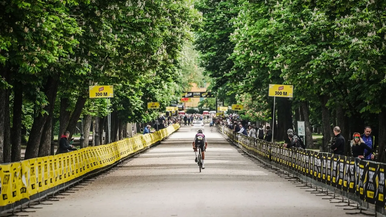 event_landing_page.letapebytourdefrance-italy-2025.splashimage.title