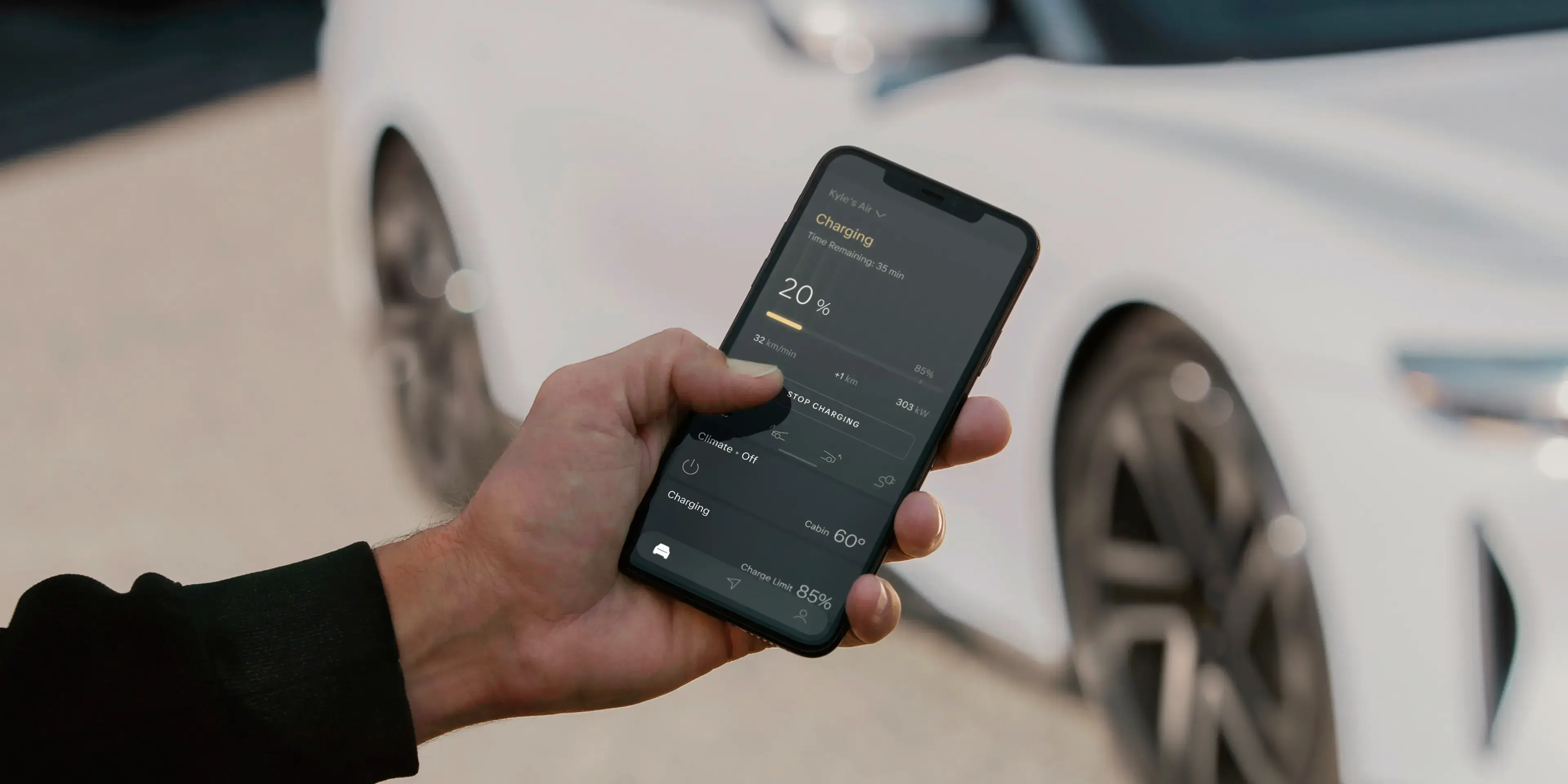 La même carrosserie Lucid, dans une déclinaison plus légère, ultra efficace qui vous laisse ressentir la différence.