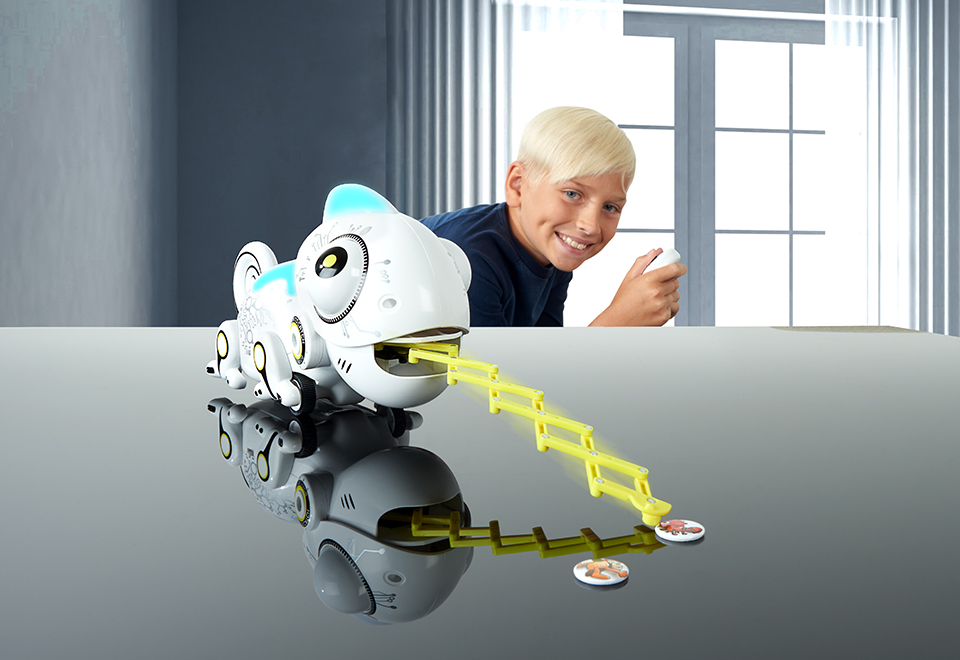 Включи видео автоматическое. Робот "хамелеон". Роботы в разных стилях. Робот хамелеон боевой.