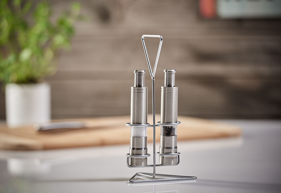 sharper image illuminating electric salt and pepper mill set