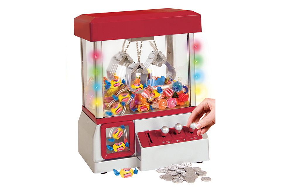 Retailer electronic arcade claw machine