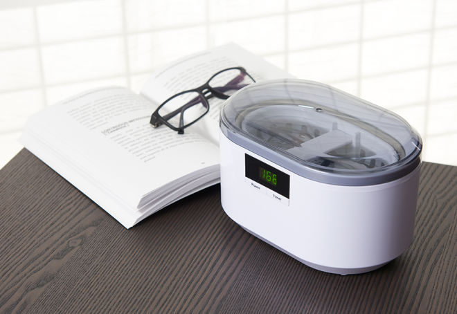 Ultrasonic Eyeglass Cleaner