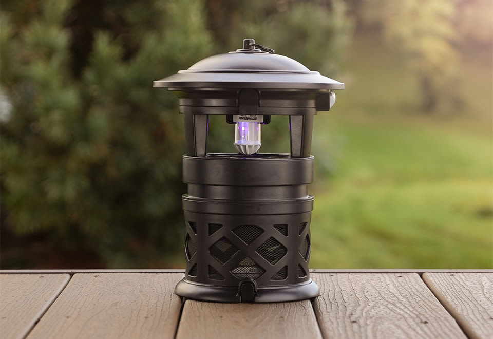 Luxe Half-Acre Flying Insect and Mosquito Trap