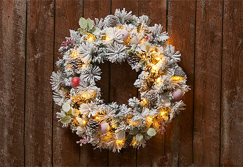 30” White Flocked Cordless Pre-Lit Indoor/Outdoor Wreath