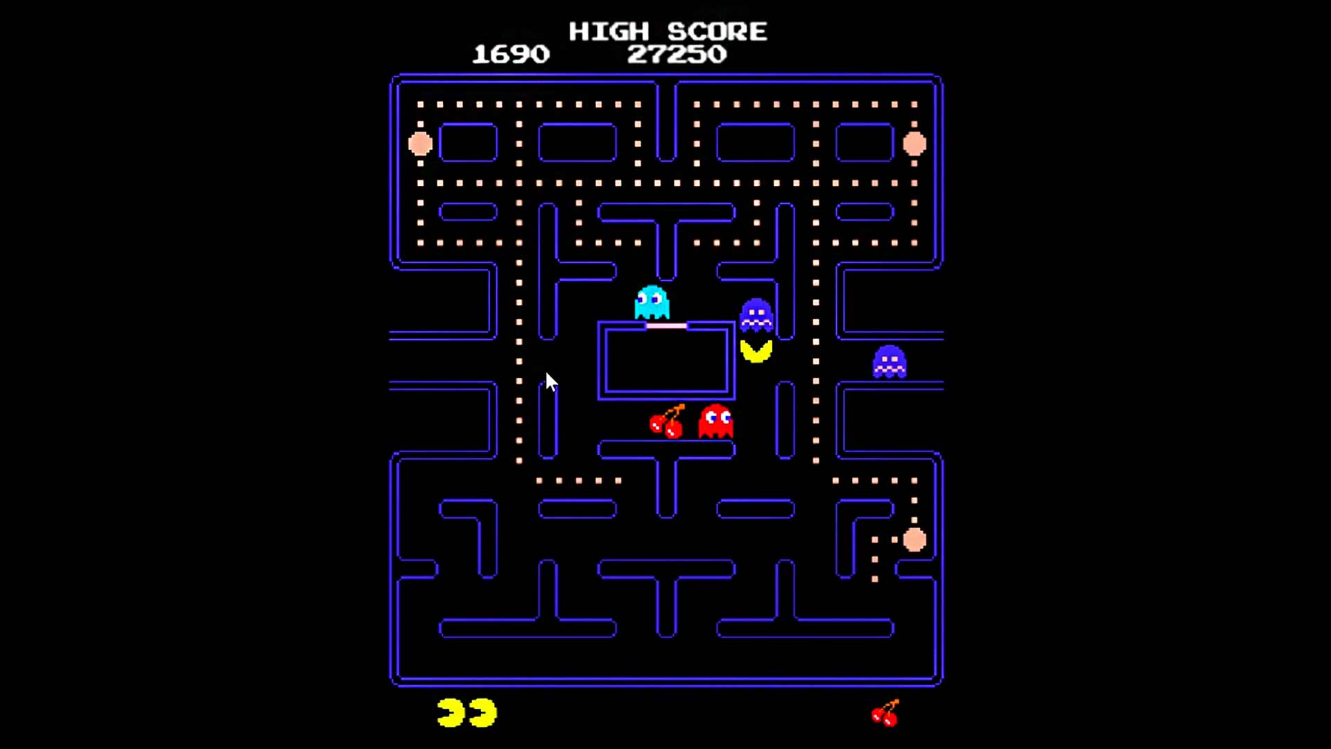 play a game pacman