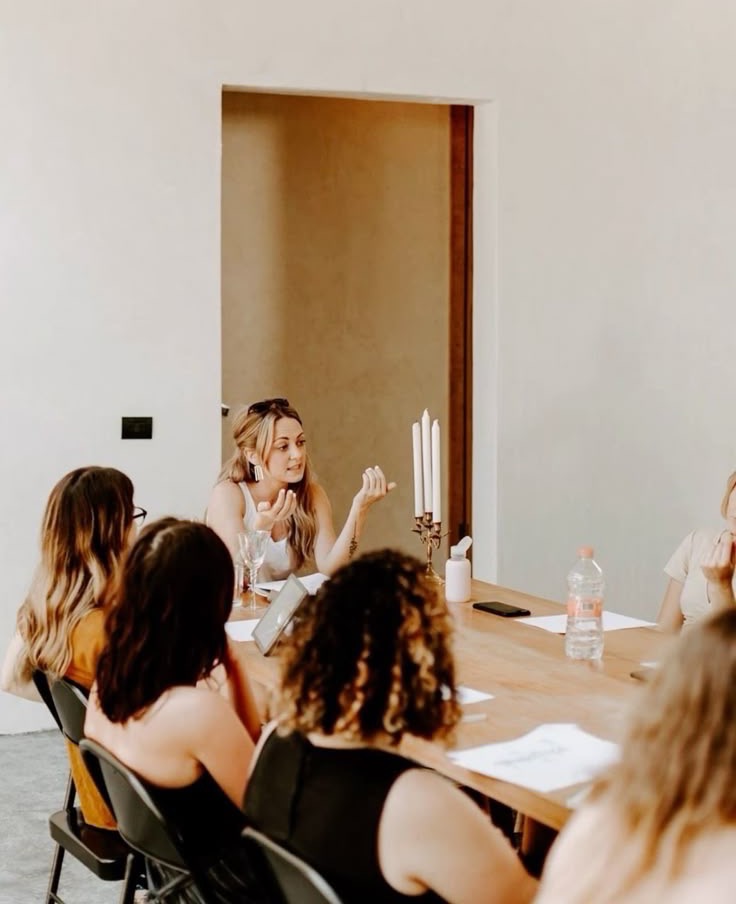 Plantilla de Contrato para Instructores de Yoga (Descarga Gratuita)