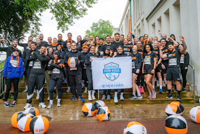 FitX läuft für den guten Zweck beim Essener Firmenlauf