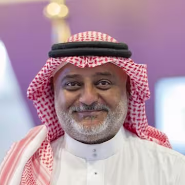 أكرم شرف الدين