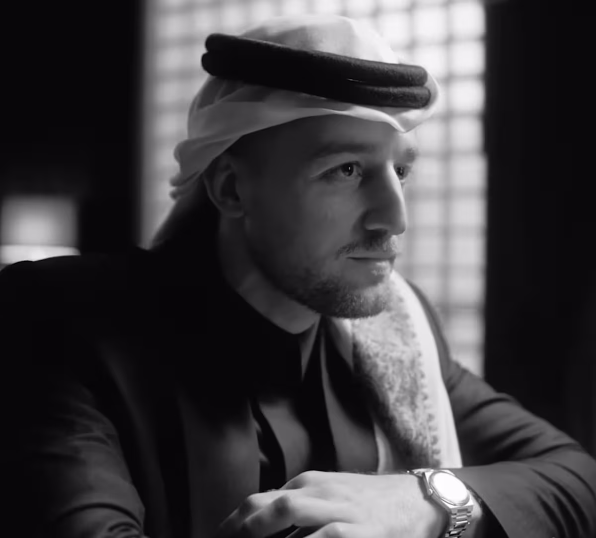 مانبحث عنه ليس الوقت بل اللحظة الّتي تُشبهنا