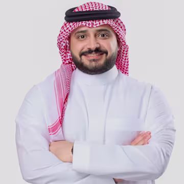 عادل المقرن