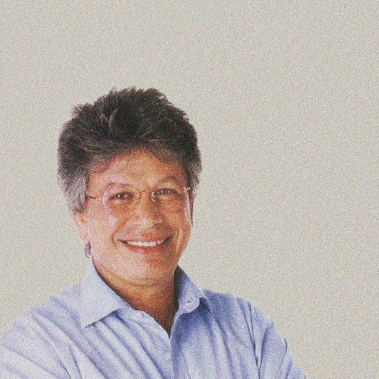 كشف قصة نجاح طارق نور: القائد الذي غير مجال الإعلان في المنطقة