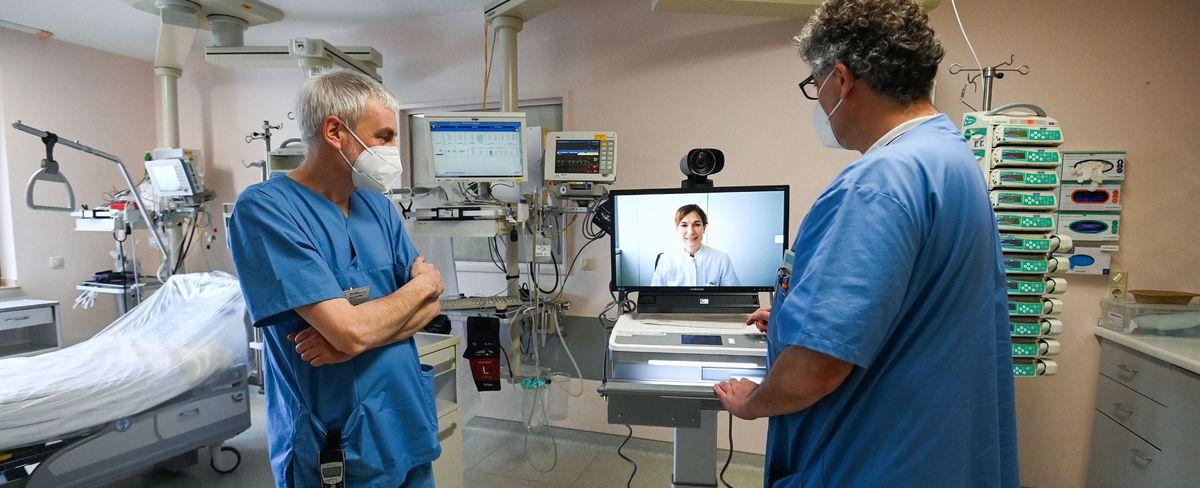 These are the best side hustles for nurses who want to earn some extra money