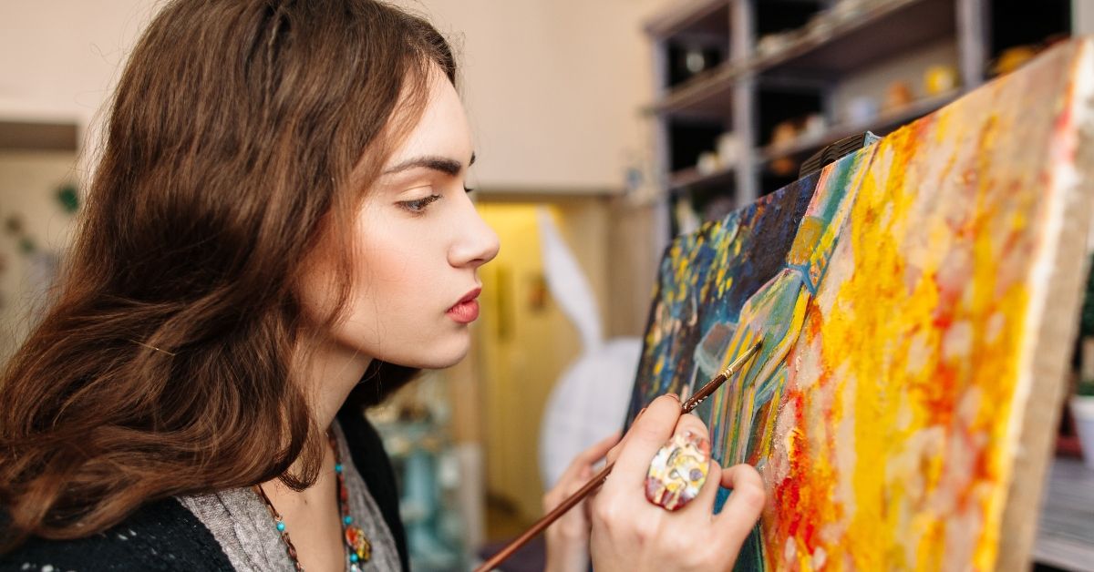 20 Best Side Hustles for Artists and Creatives