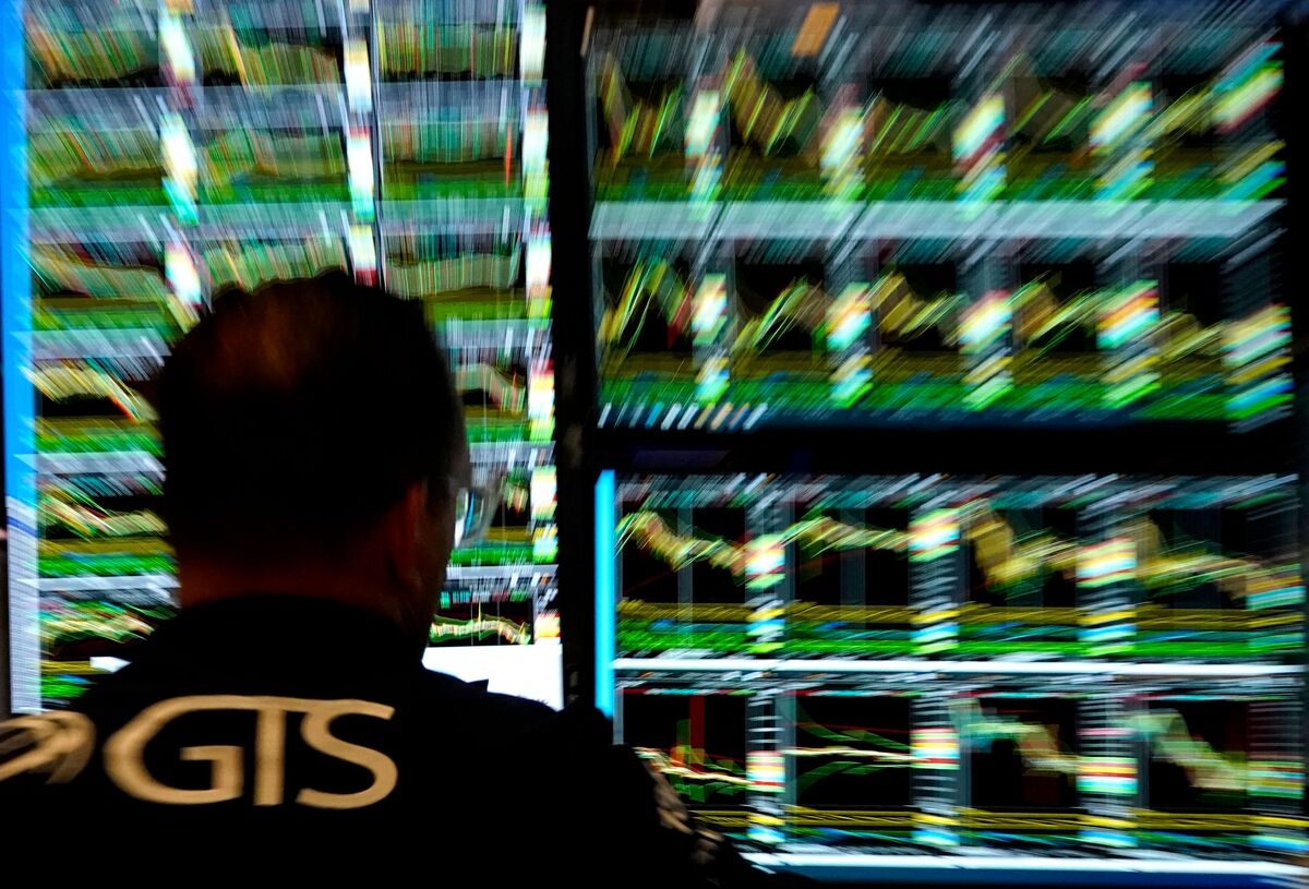 Personal Finance: S&P 500's Tech-Heavy Top Is a Feature, Not a Bug