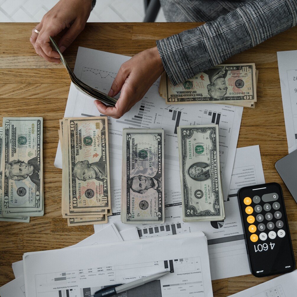 Personal Finance in Your 20s: Your Money, Your Future - Tips and Tricks for Success