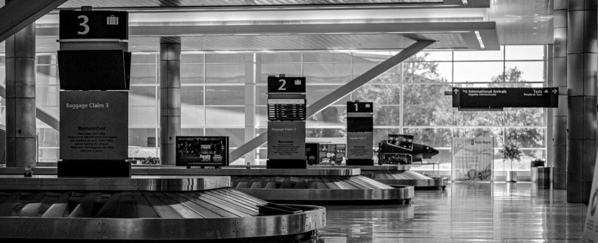 The Best Credit Cards for Free Checked Bags on Your Next Flight