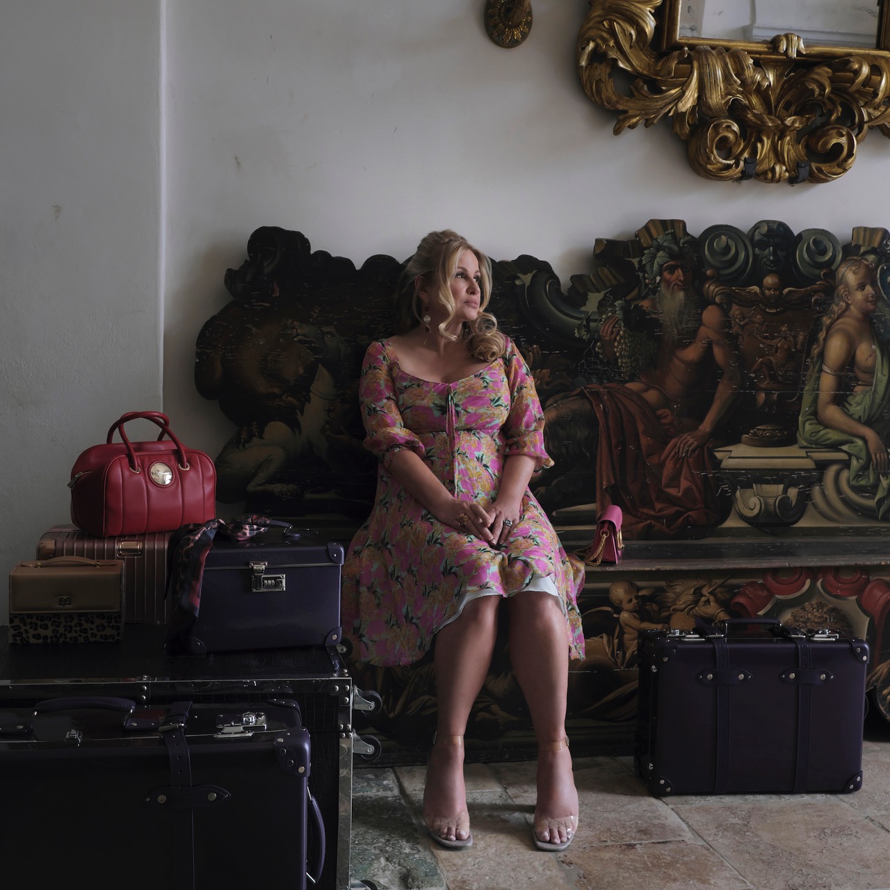 Jennifer Coolidge in the White Lotus (thumbnail)