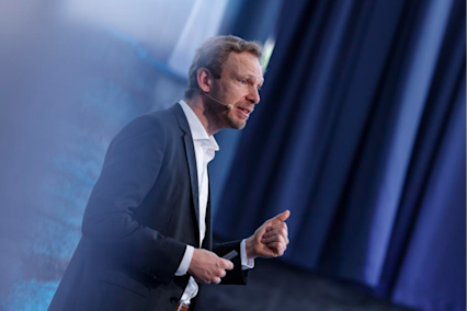 Video: How AI is changing the media