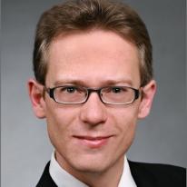 Dr. Steffen Rath