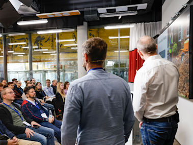 Video: Dirty trenches & clean code - What to learn from a telco’s Cloud-first strategy