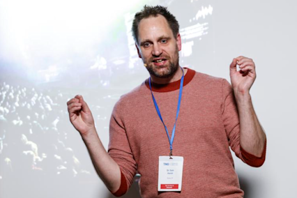 Video: Notes on the synthesis of time: The art of engineering with AI