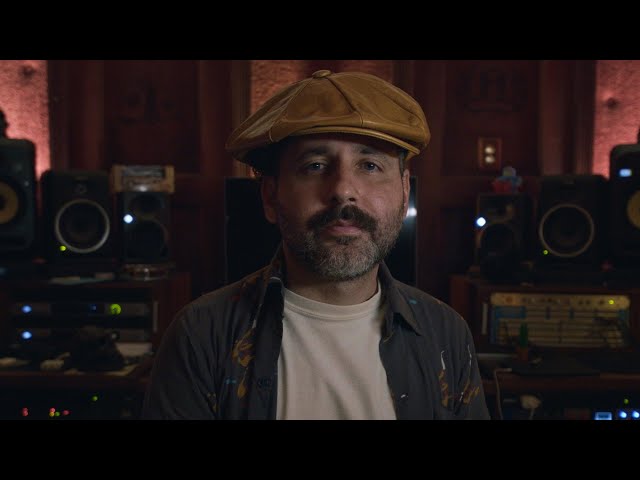 Remezcla Films Presents: Canciones x 1 Dolar