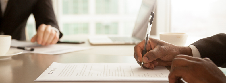 Immobilienrecht: Umfassender Ratgeber | HAUSGOLD